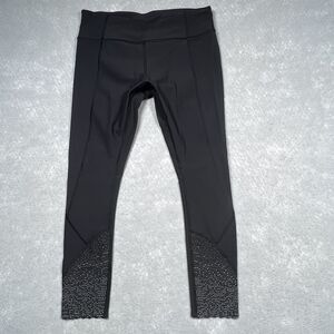 Lululemon Legging Women’s Size 8 Black Crop Pull On Pocket Athleisure